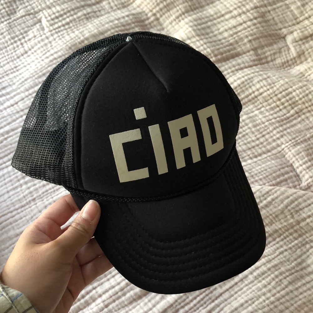 Clare V trucker hat black ciao